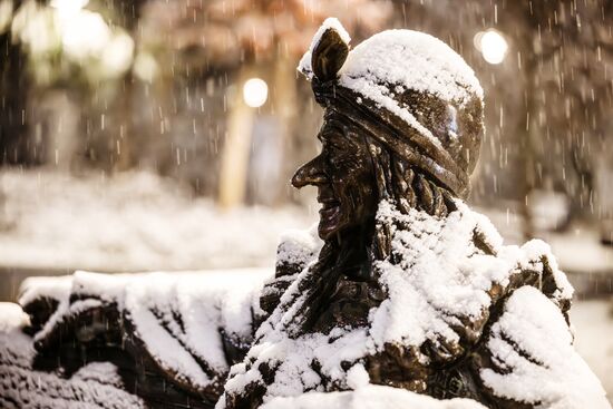 Первый снег в Москве и Санкт-Петербурге