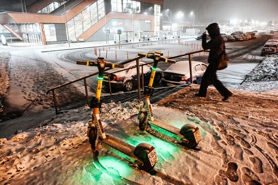 Первый снег в Москве и Санкт-Петербурге