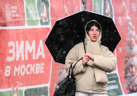 Первый снег в Москве и Санкт-Петербурге