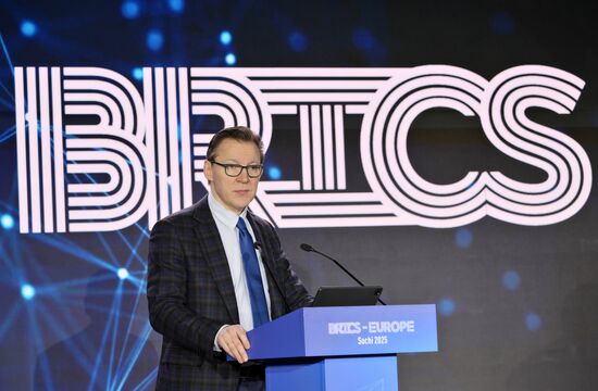 Международный симпозиум в формате "БРИКС - Европа"