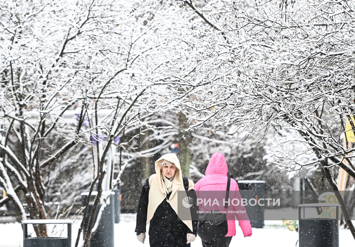 Первый снег в Москве и Санкт-Петербурге