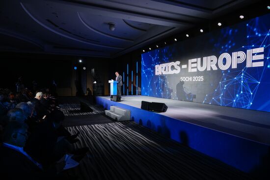 Международный симпозиум в формате "БРИКС - Европа"