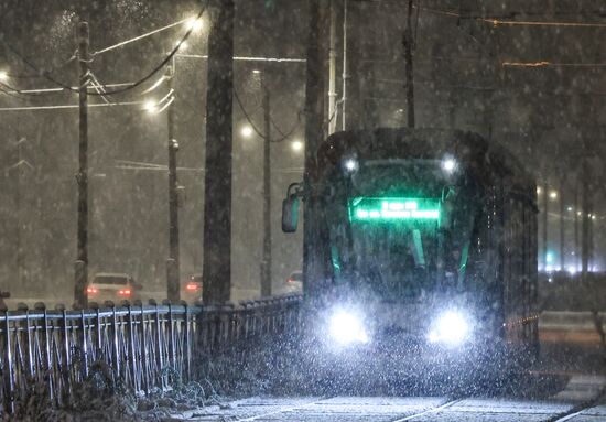 Первый снег в Москве и Санкт-Петербурге