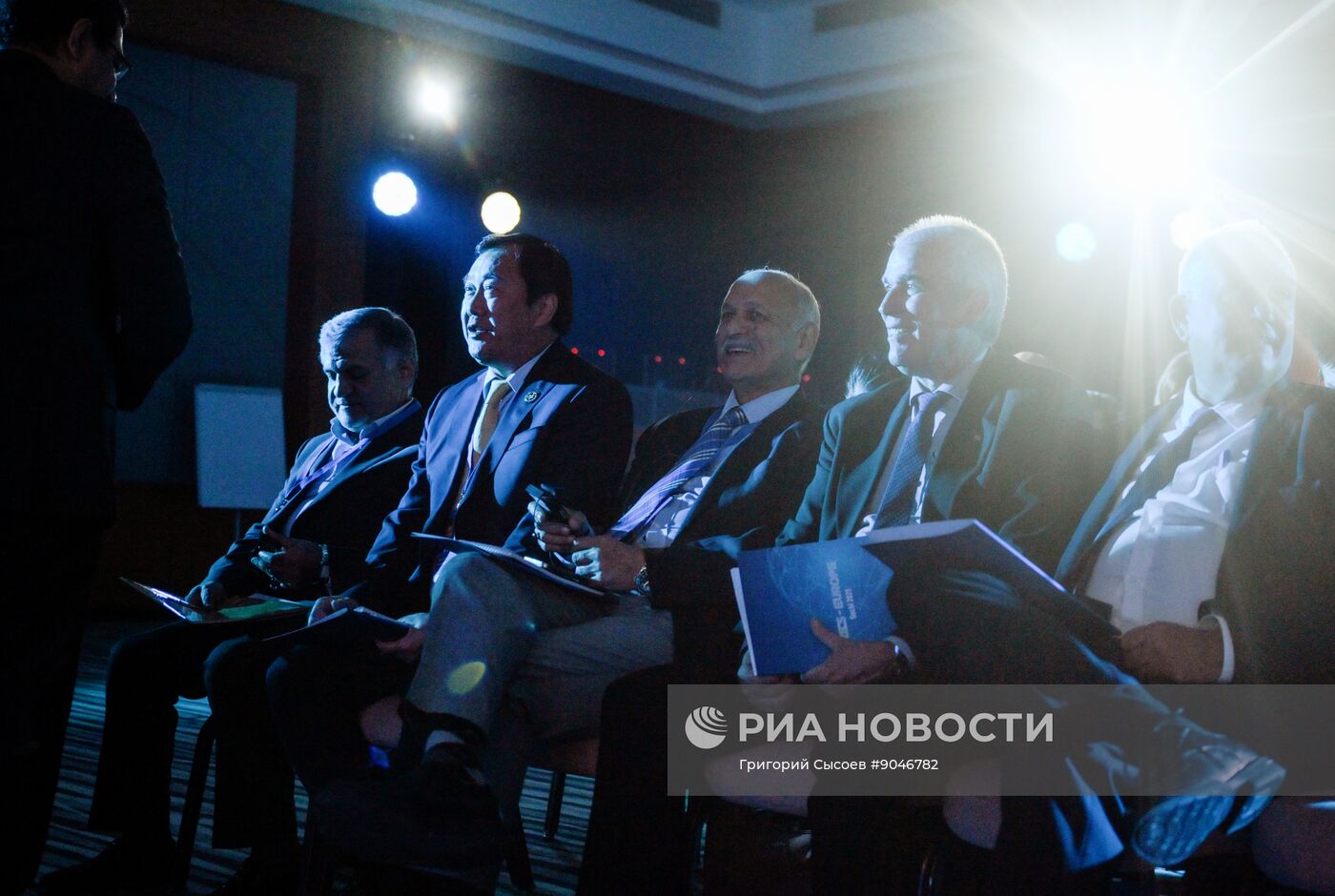 Международный симпозиум в формате "БРИКС - Европа"