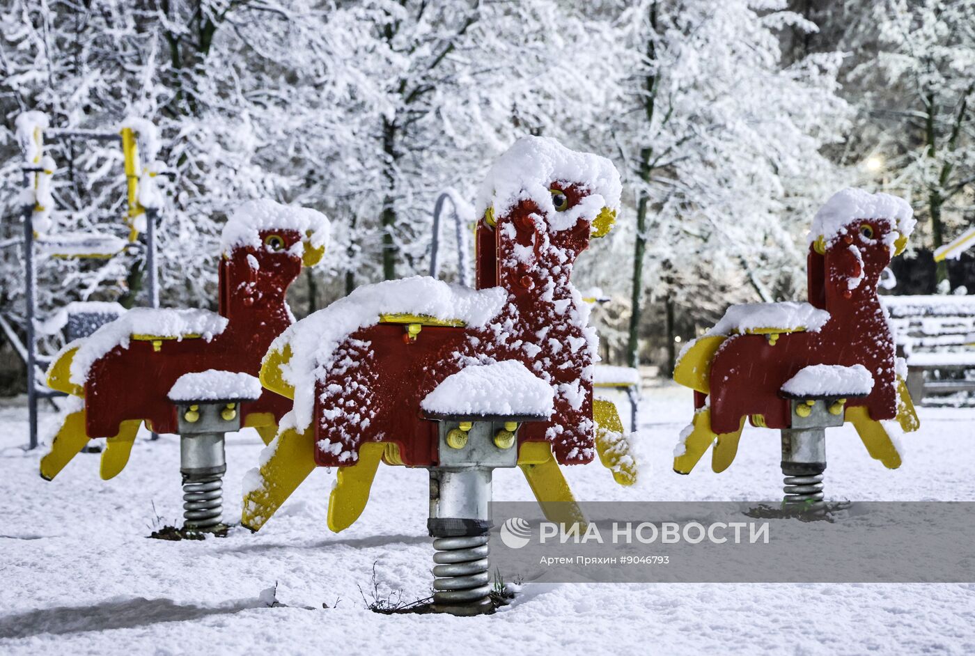 Первый снег в Москве и Санкт-Петербурге