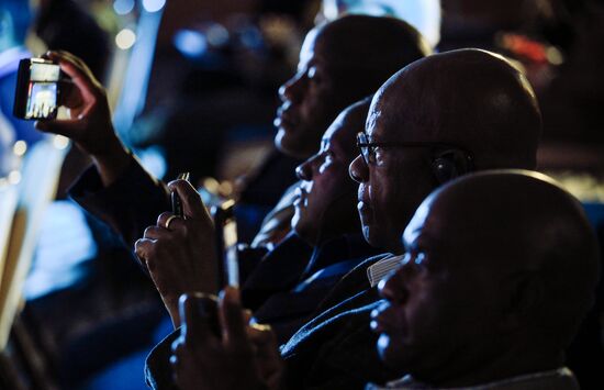 Международный симпозиум в формате "БРИКС - Европа"