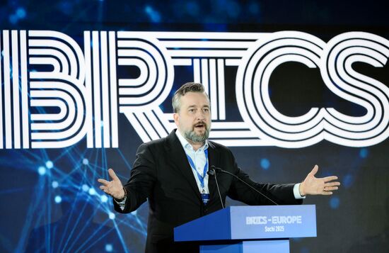 Международный симпозиум в формате "БРИКС - Европа"