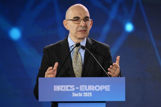 Международный симпозиум в формате "БРИКС - Европа"