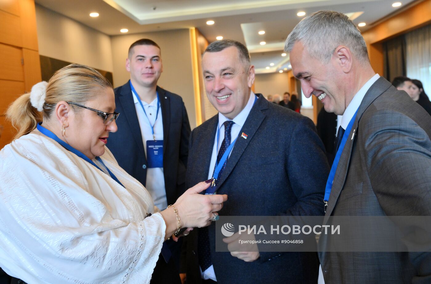 Международный симпозиум в формате "БРИКС - Европа"