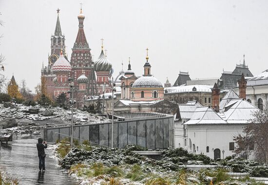 Первый снег в Москве и Санкт-Петербурге