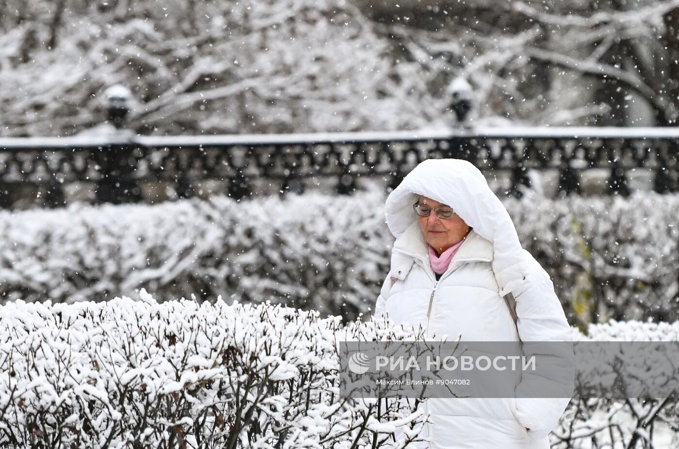 Первый снег в Москве и Санкт-Петербурге