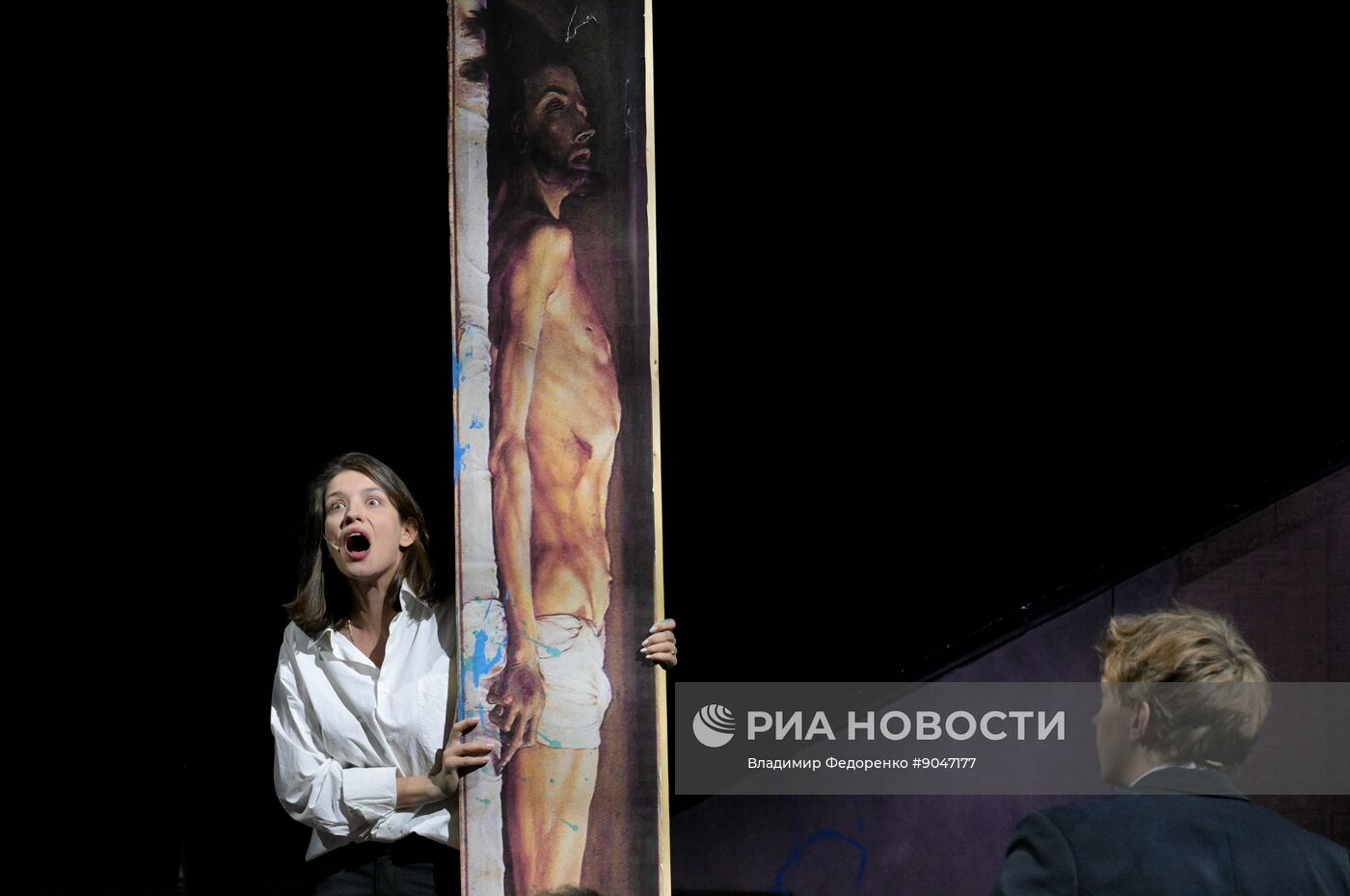 Спектакль "Идиоты" в  МХТ имени А.П. Чехова