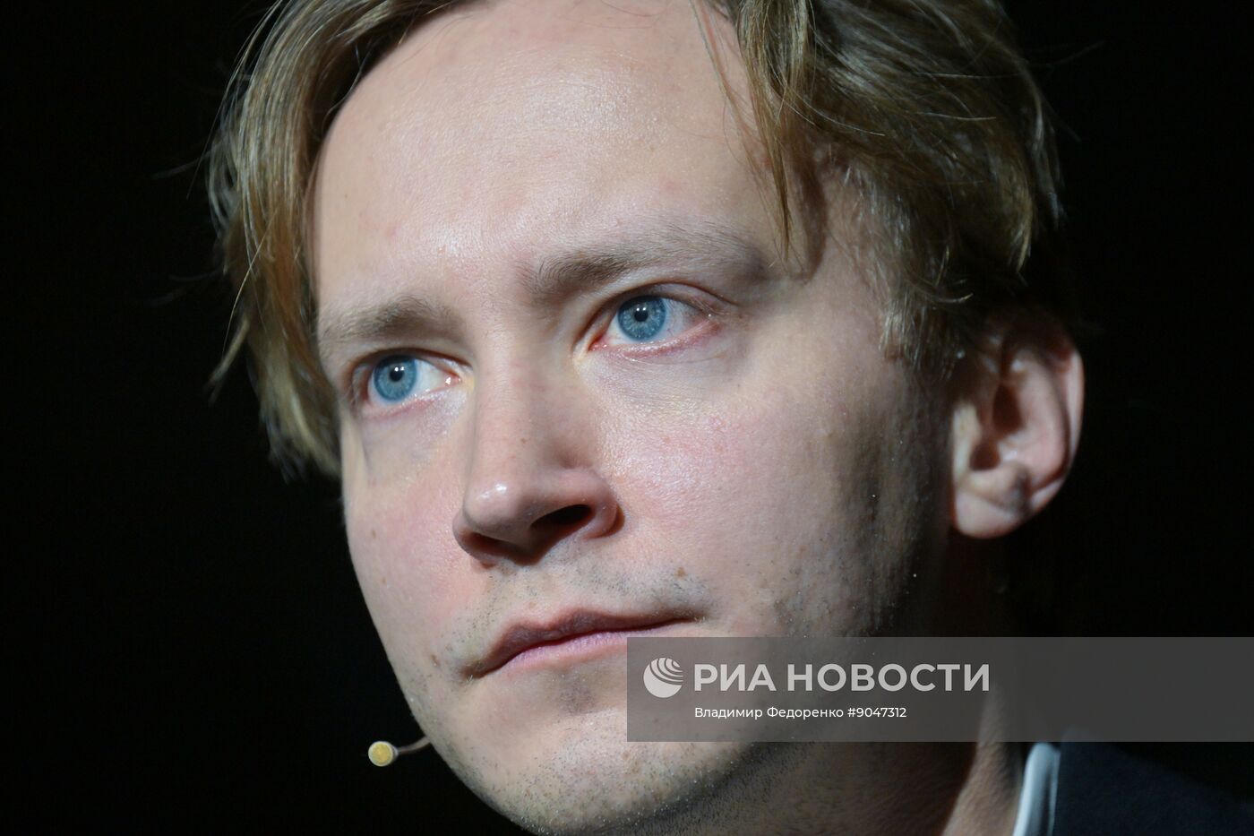 Спектакль "Идиоты" в  МХТ имени А.П. Чехова