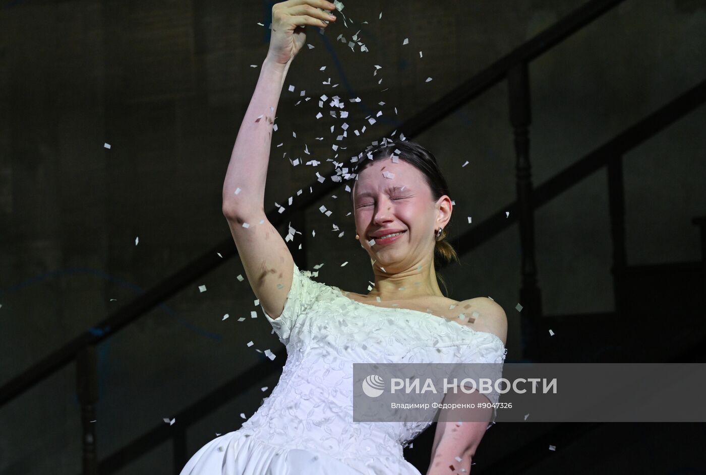 Спектакль "Идиоты" в  МХТ имени А.П. Чехова