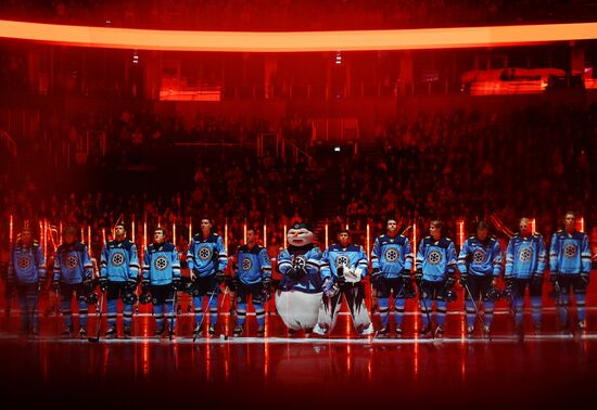 Хоккей. КХЛ. "Сибирь" (Новосибирск) - "Шанхайские Драконы" (Шанхай)