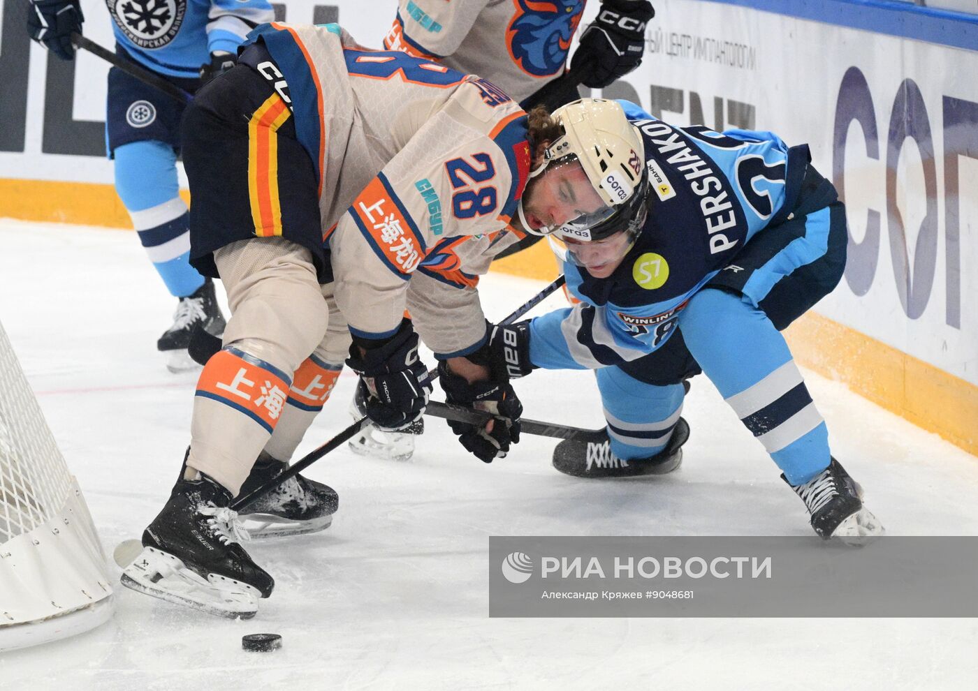 Хоккей. КХЛ. "Сибирь" (Новосибирск) - "Шанхайские Драконы" (Шанхай)
