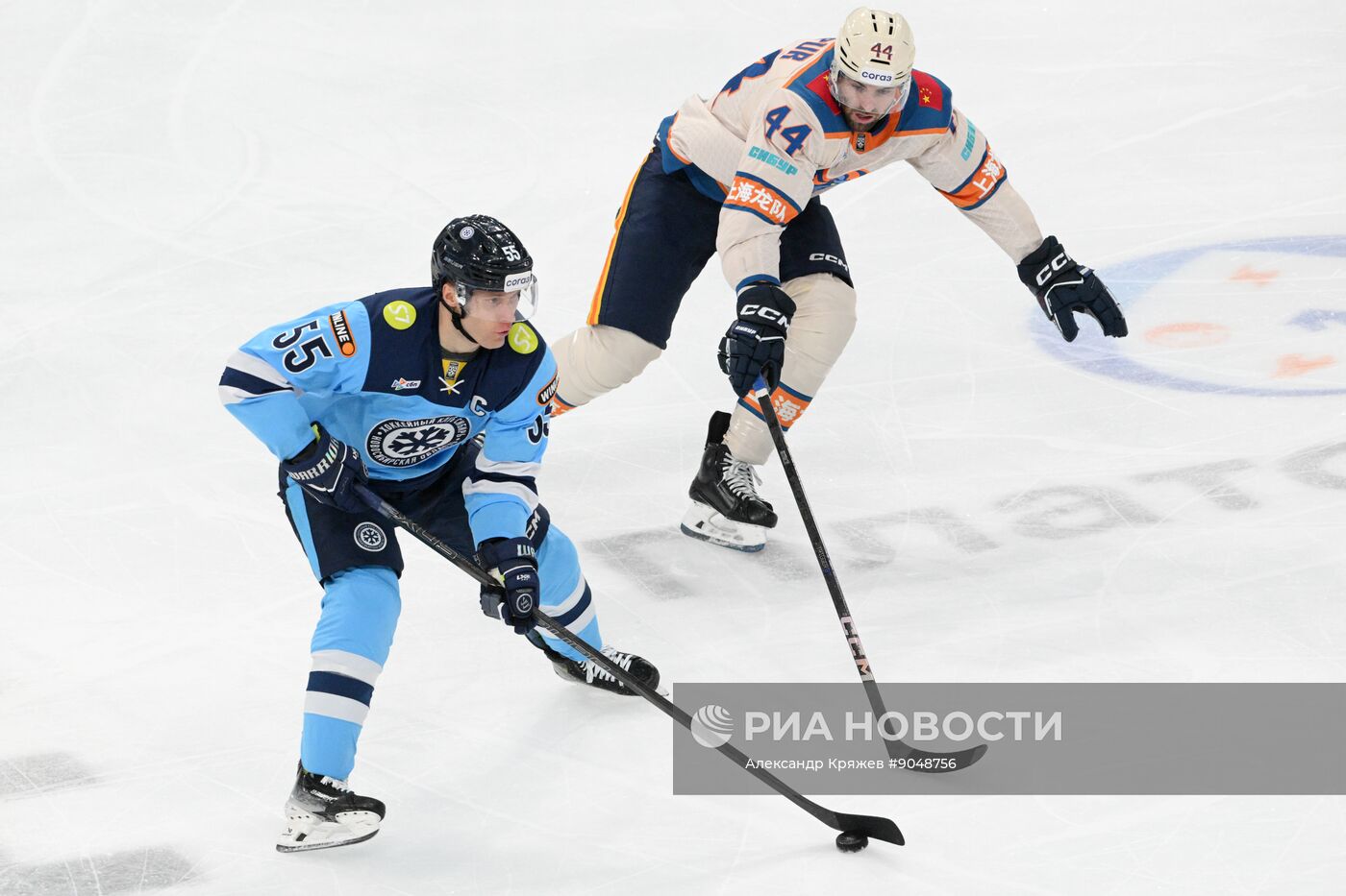 Хоккей. КХЛ. "Сибирь" (Новосибирск) - "Шанхайские Драконы" (Шанхай)