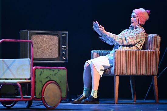 Спектакль "Оскар и Розовая дама" в Театре на Таганке