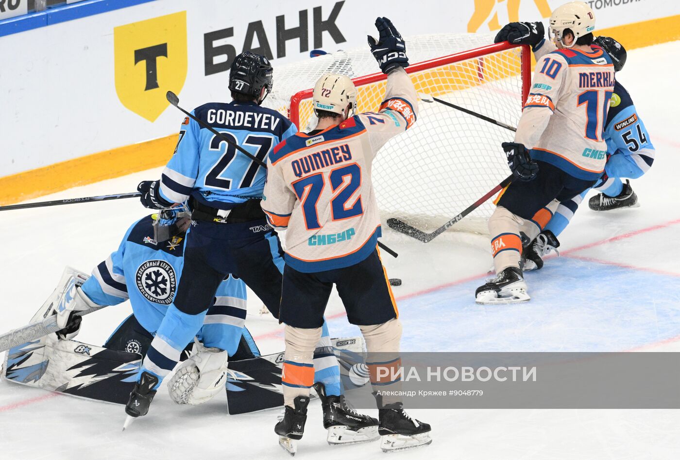 Хоккей. КХЛ. "Сибирь" (Новосибирск) - "Шанхайские Драконы" (Шанхай)