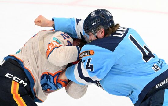 Хоккей. КХЛ. "Сибирь" (Новосибирск) - "Шанхайские Драконы" (Шанхай)