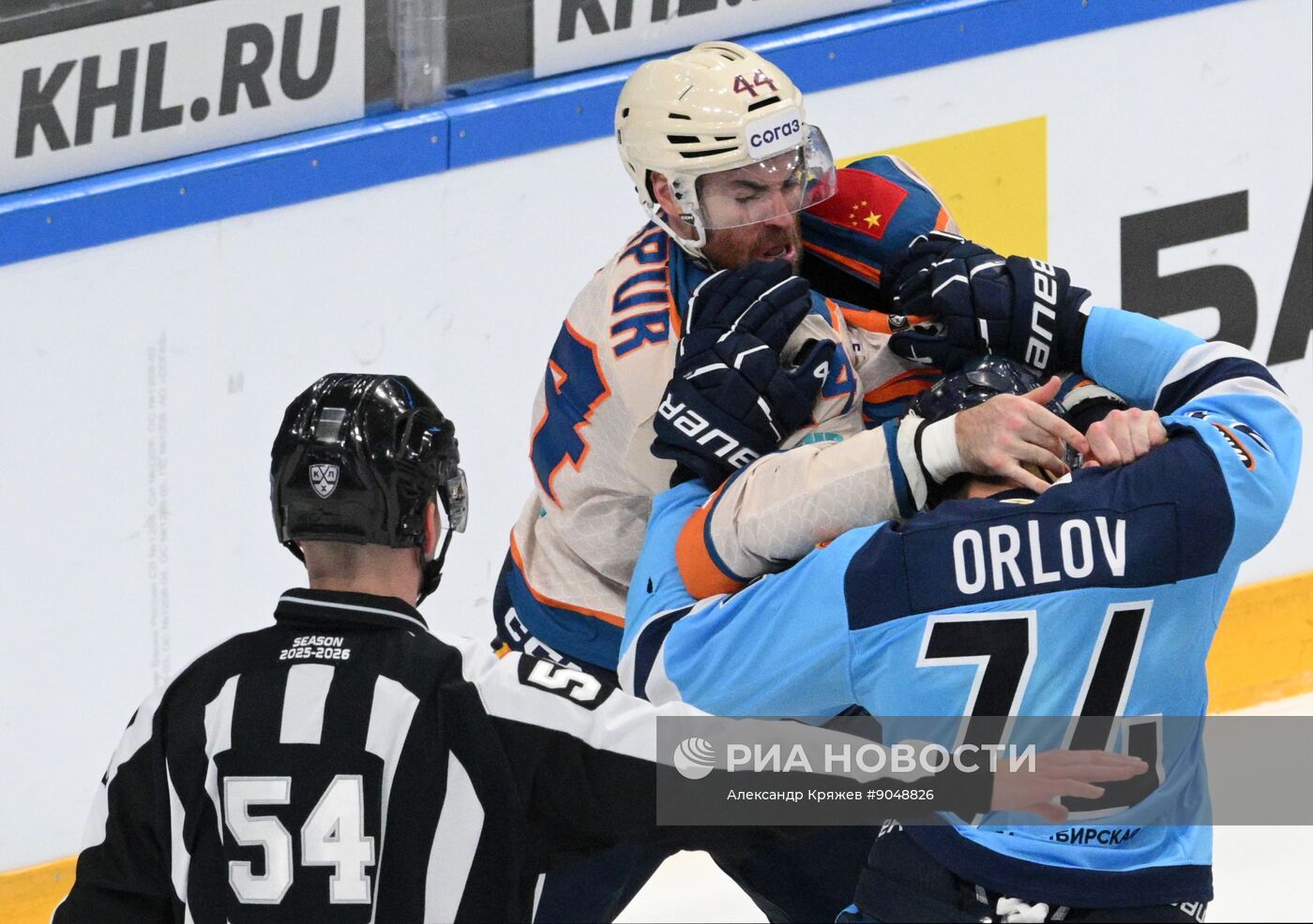 Хоккей. КХЛ. "Сибирь" (Новосибирск) - "Шанхайские Драконы" (Шанхай)