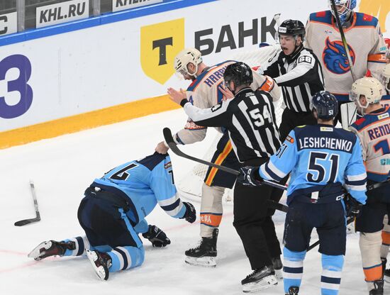 Хоккей. КХЛ. "Сибирь" (Новосибирск) - "Шанхайские Драконы" (Шанхай)