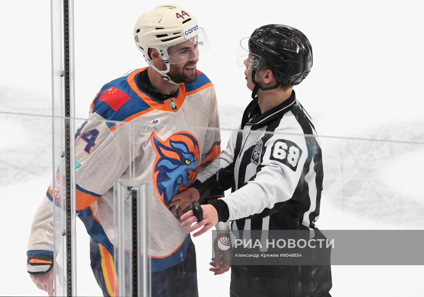 Хоккей. КХЛ. "Сибирь" (Новосибирск) - "Шанхайские Драконы" (Шанхай)