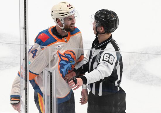 Хоккей. КХЛ. "Сибирь" (Новосибирск) - "Шанхайские Драконы" (Шанхай)