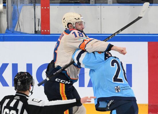 Хоккей. КХЛ. "Сибирь" (Новосибирск) - "Шанхайские Драконы" (Шанхай)