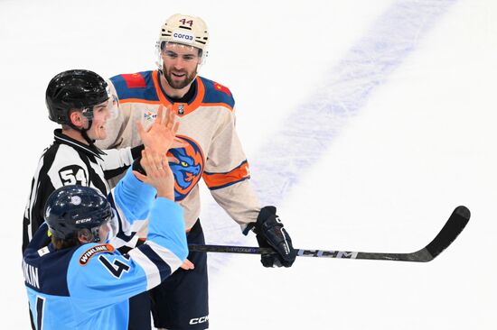 Хоккей. КХЛ. "Сибирь" (Новосибирск) - "Шанхайские Драконы" (Шанхай)