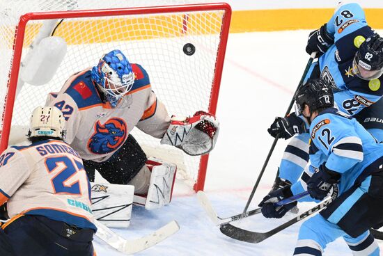 Хоккей. КХЛ. "Сибирь" (Новосибирск) - "Шанхайские Драконы" (Шанхай)