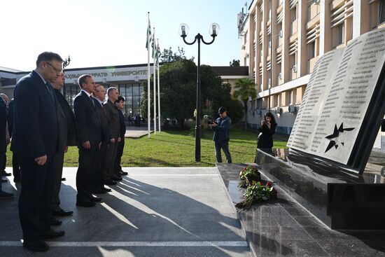 Открытие в Абхазии фестиваля "RT.Док: Время наших героев"