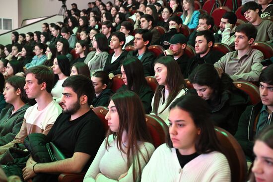 Открытие в Абхазии фестиваля "RT.Док: Время наших героев"