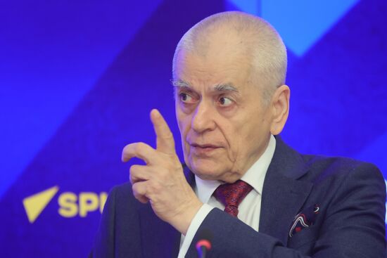 П/к академика РАН Геннадия Онищенко