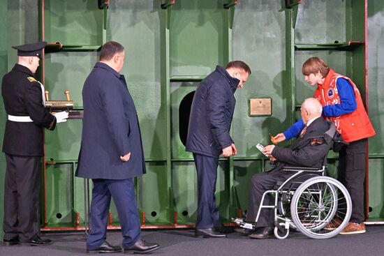 Закладка атомного ледокола "Сталинград"