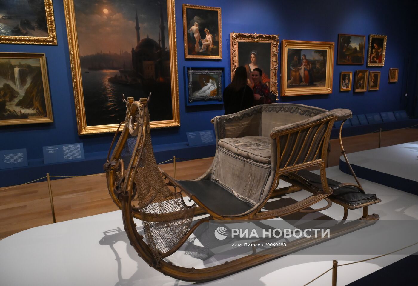 Выставка "Сокровища императорских резиденций. Царское Село" в Историческом музее