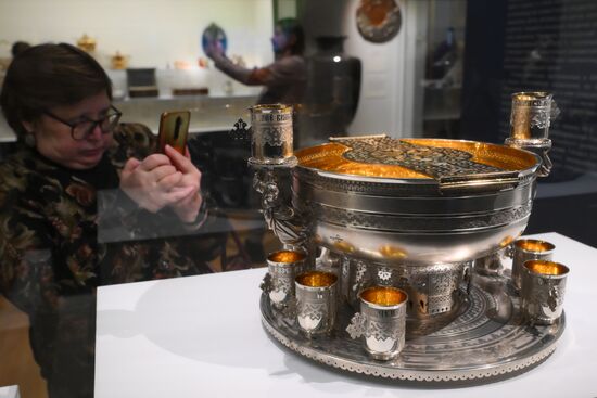 Выставка "Сокровища императорских резиденций. Царское Село" в Историческом музее