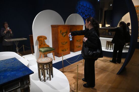 Выставка "Сокровища императорских резиденций. Царское Село" в Историческом музее