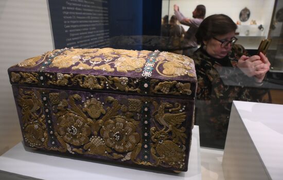 Выставка "Сокровища императорских резиденций. Царское Село" в Историческом музее