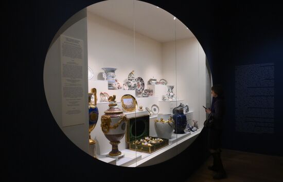 Выставка "Сокровища императорских резиденций. Царское Село" в Историческом музее