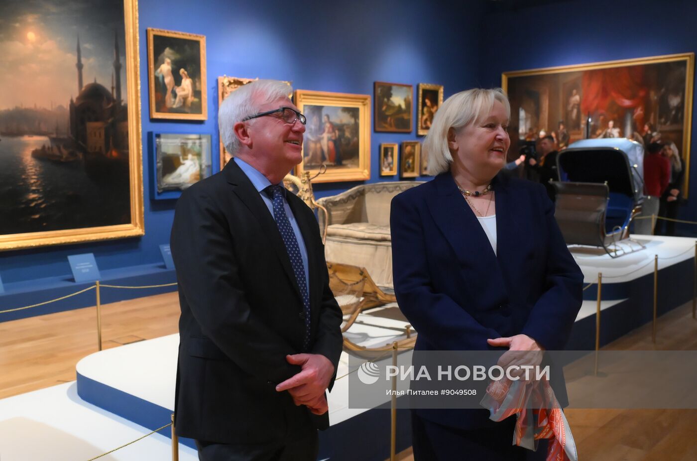 Выставка "Сокровища императорских резиденций. Царское Село" в Историческом музее