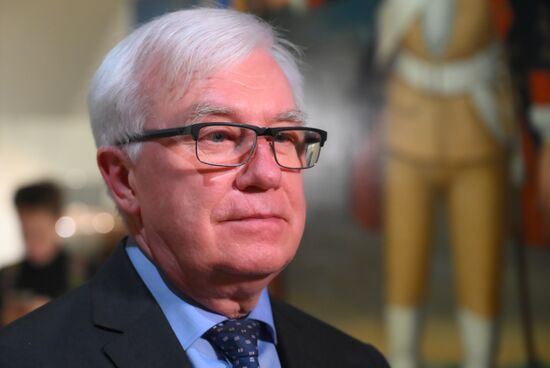 Выставка "Сокровища императорских резиденций. Царское Село" в Историческом музее