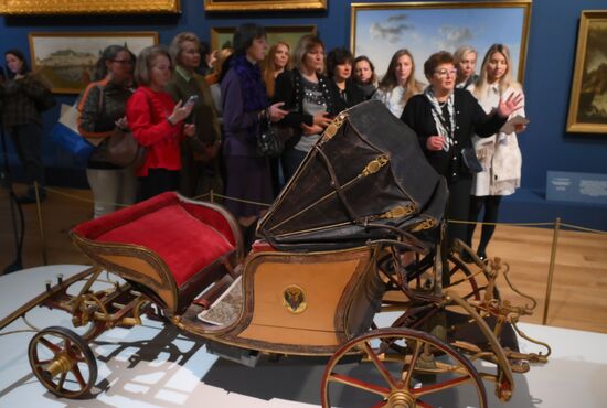 Выставка "Сокровища императорских резиденций. Царское Село" в Историческом музее