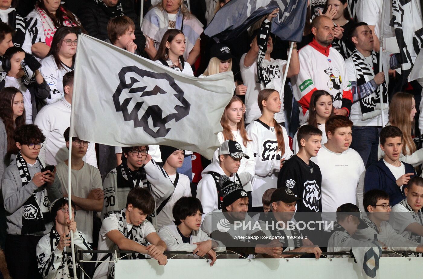 Хоккей. КХЛ. "Трактор" (Челябинск) - "Металлург Мг" (Магнитогорск)