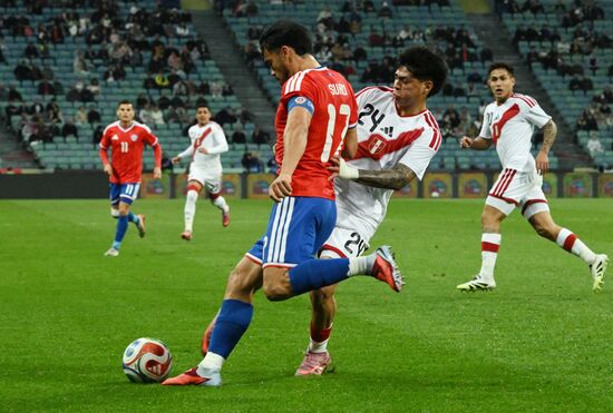 Товарищеский матч по футболу между сборными Чили и Перу