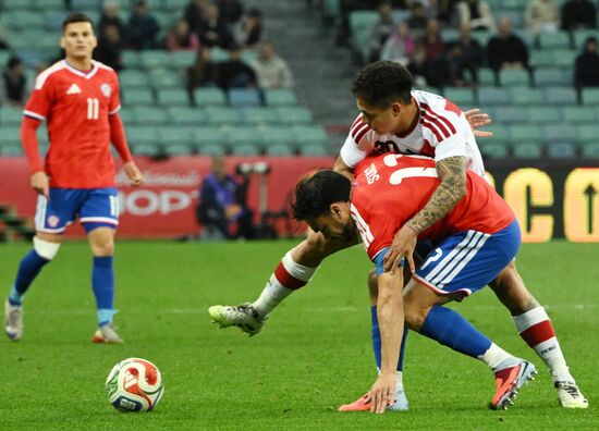 Товарищеский матч по футболу между сборными Чили и Перу