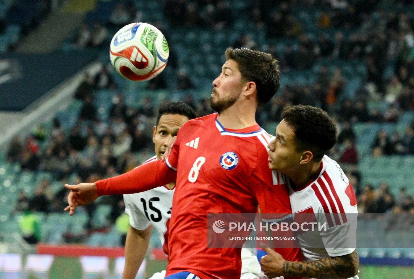 Товарищеский матч по футболу между сборными Чили и Перу