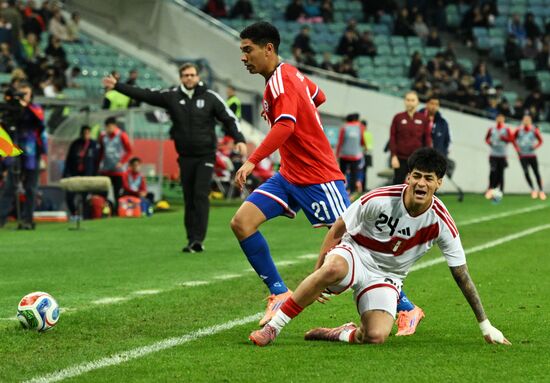 Товарищеский матч по футболу между сборными Чили и Перу