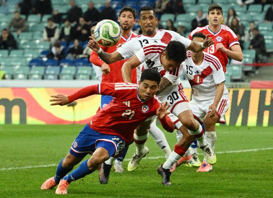 Товарищеский матч по футболу между сборными Чили и Перу