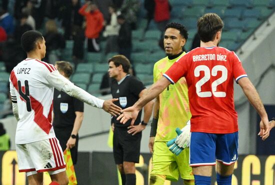 Товарищеский матч по футболу между сборными Чили и Перу